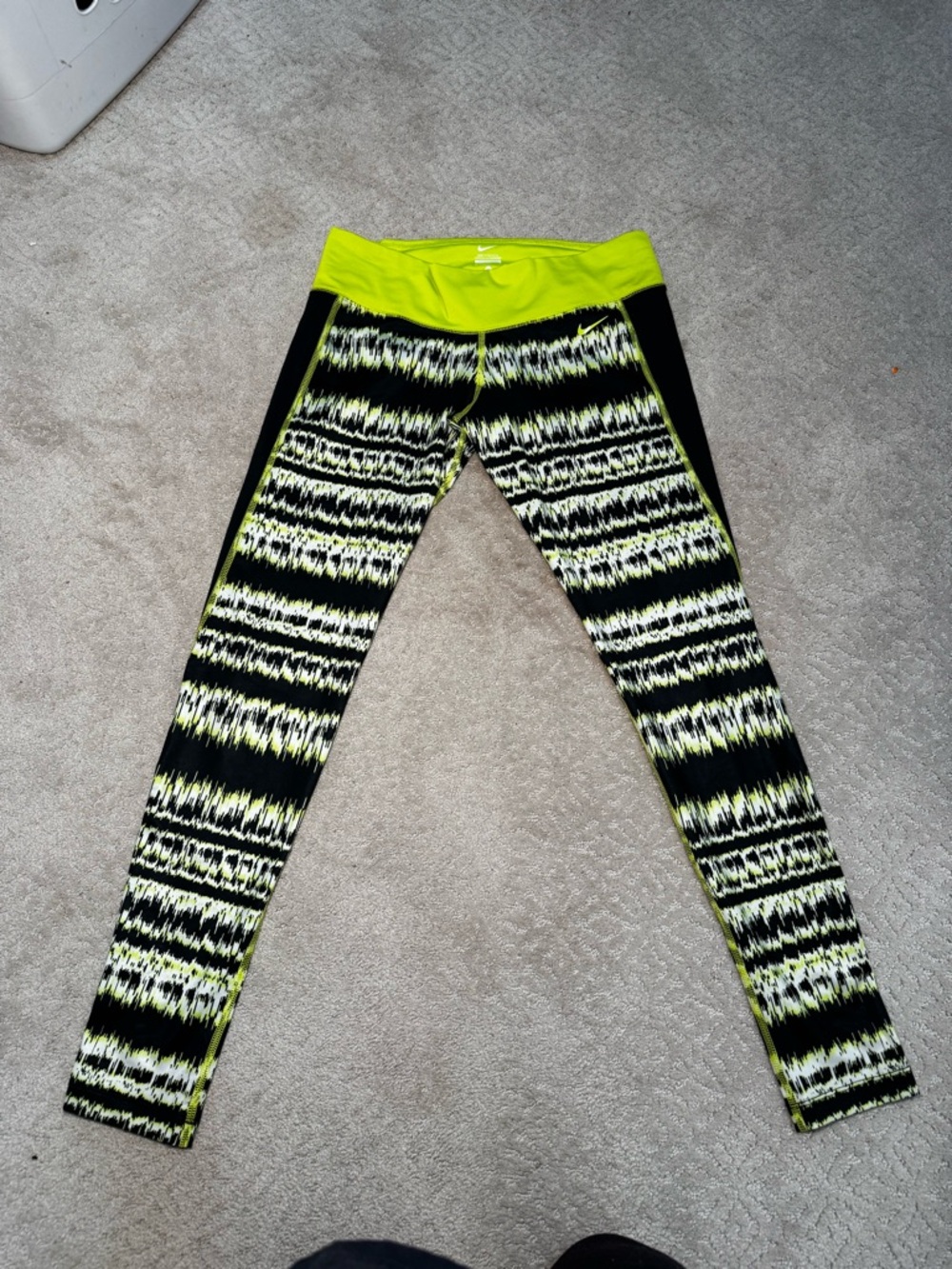 Nike Women’s Neon Lime and Black Patterned Leggings size M